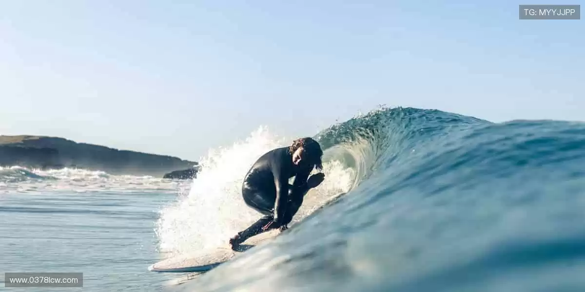 球迷专属，周边一站式购齐！🎁👕